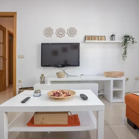 Orange House Apartment *